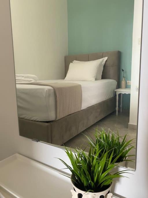 Seaside Apartment In Glyfada-Trizonia Glyfada  Екстер'єр фото